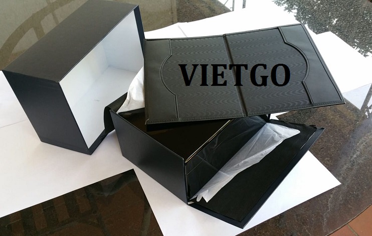 xuat-khau-hop-dung-dong-ho-vietgo