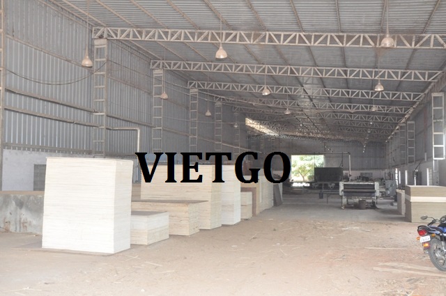 xuat-khau-go-thong-vietgo