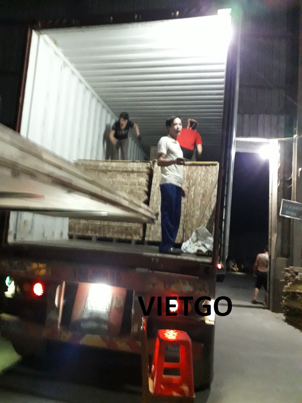 Gỗ Sồi Xẻ Vietgo