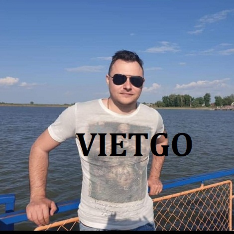 Tom-the-chan-trang-VIETGO