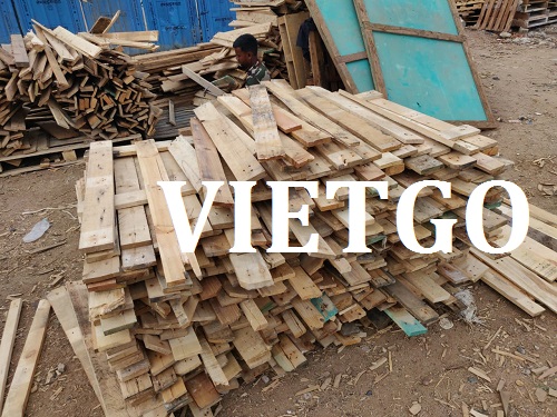 Gỗ thông xẻ - VIETGO