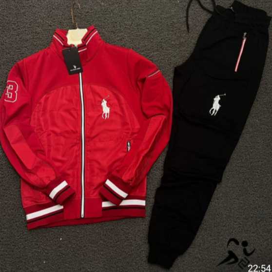Looking for tracksuits supplier
