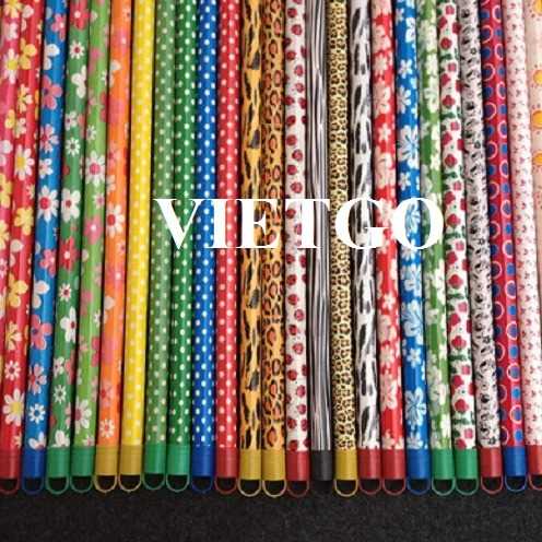 Thương vụ xuất khẩu cán chổi gỗ sang thị trường Ấn Độ