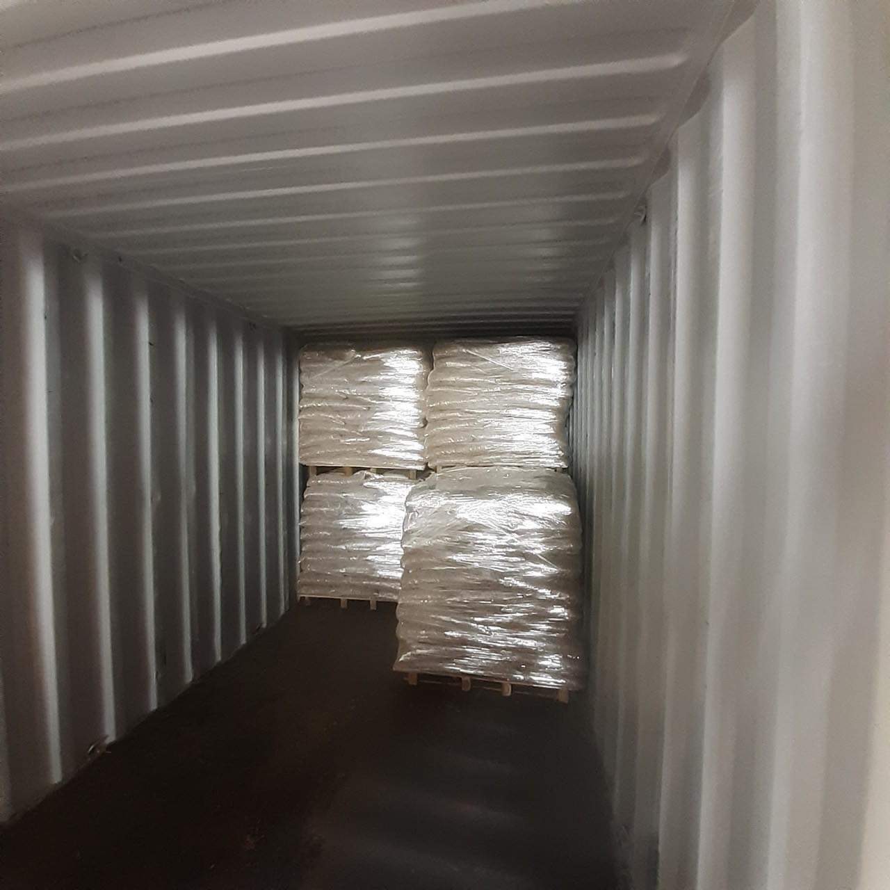 Công ty Neriway cần tìm cước biển mặt hàng viên nén mùn cưa đi Ba Lan