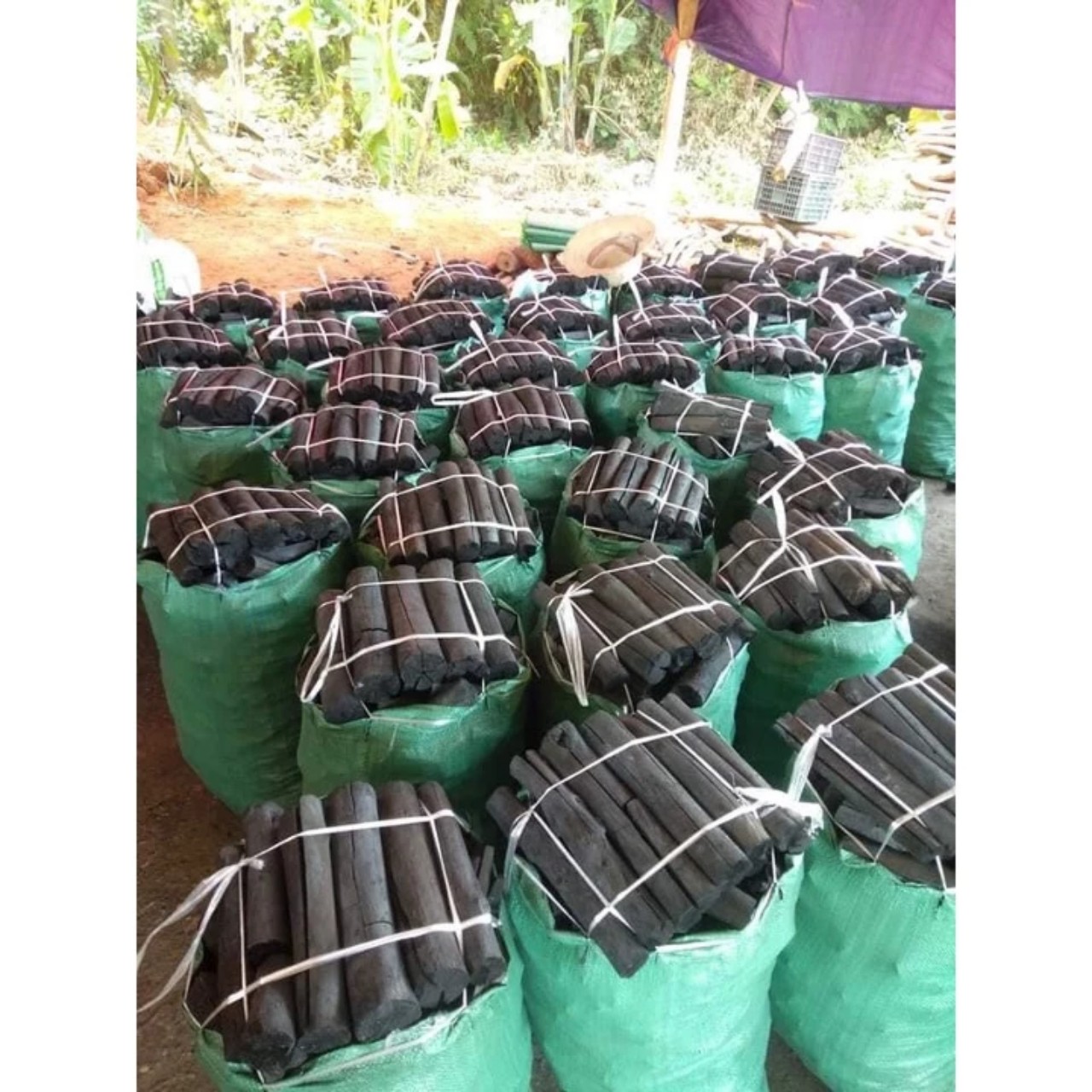 Công ty TNHH Cửu Long Phát cần tìm cước vận tải cho hàng than đen đi Ấn Độ