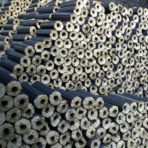 Cần tìm đơn vị vận tải báo giá trọn gói sản phẩm Củi trấu sang thị trường Italy 