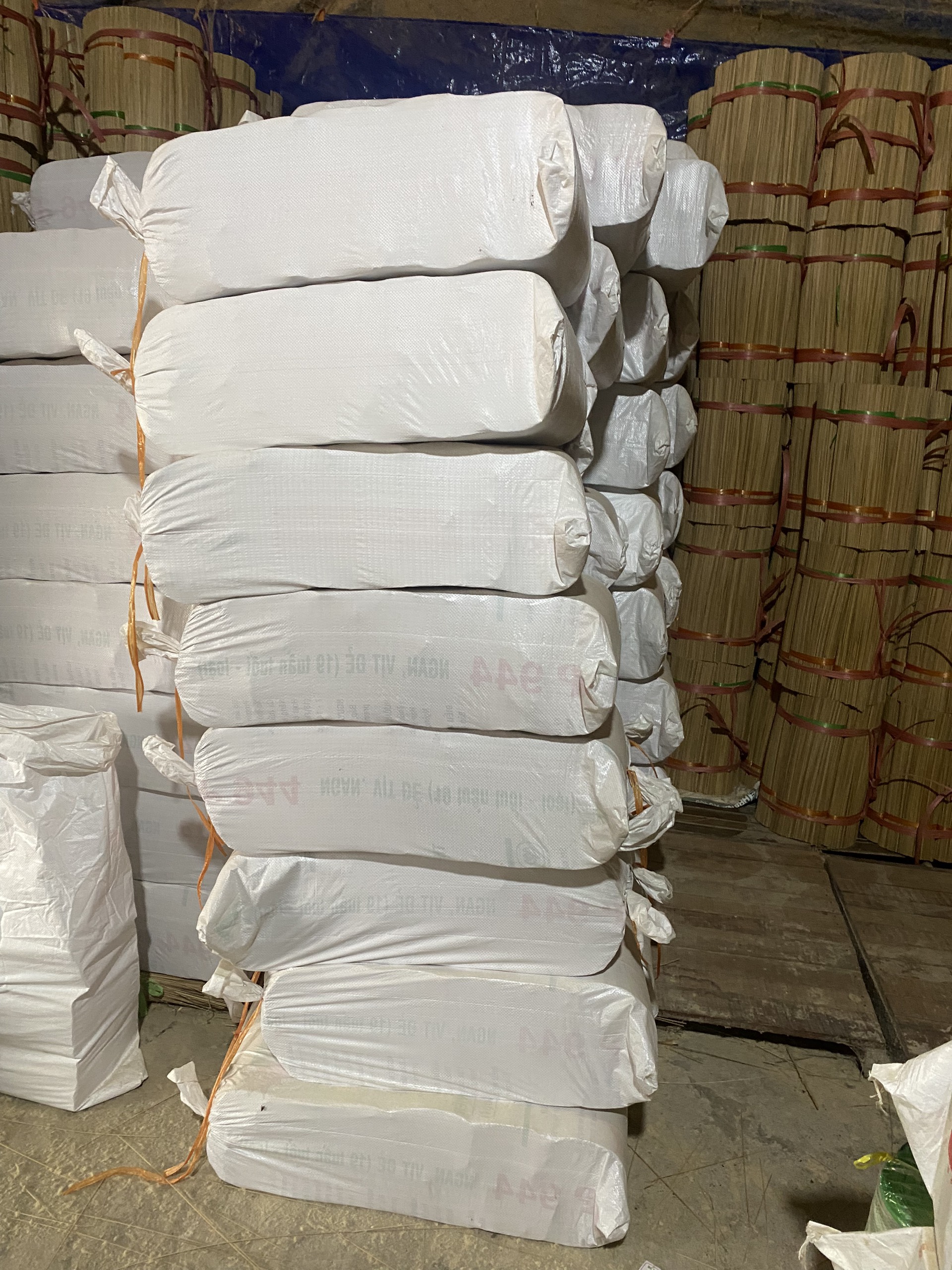 Cần tìm đơn vị vận tải vận chuyển chân hương đến thị trường Ấn Độ 