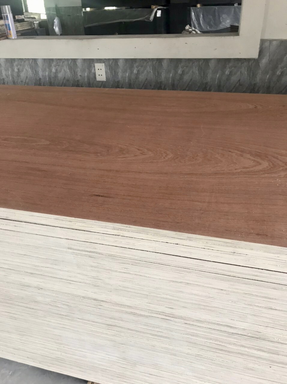 Cần tìm cước biển cho hàng gỗ dán đi Ấn Độ