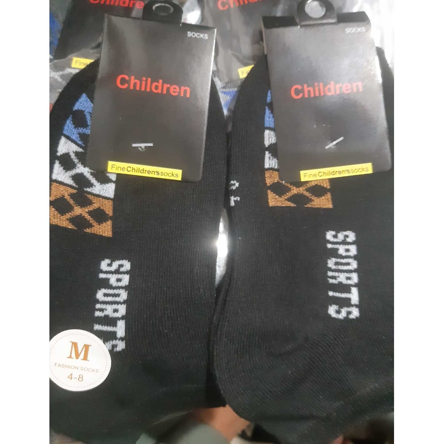 I am looking for 300.000 pcs of socks