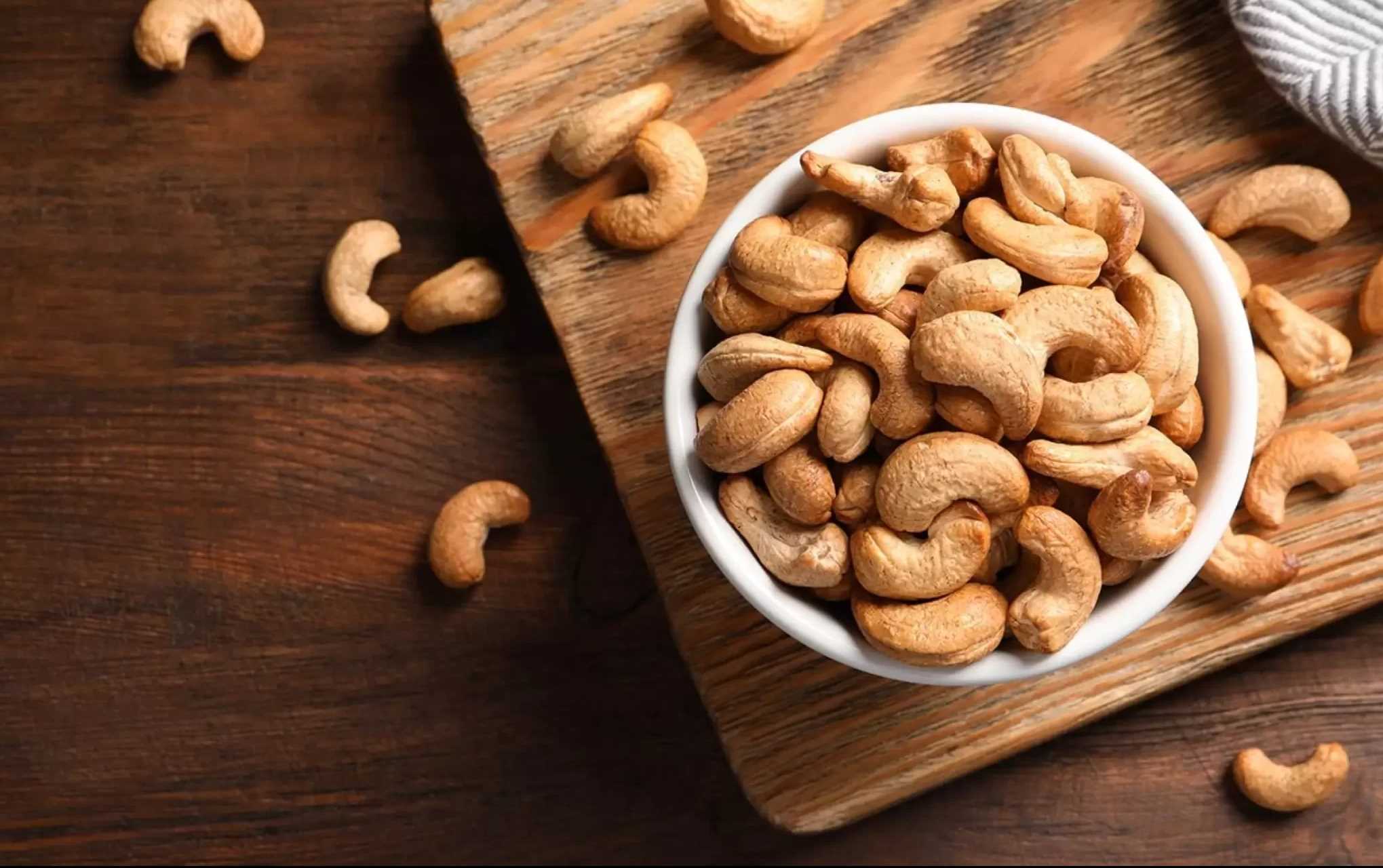 Cần tìm đơn vị vận tải sản phẩm Hạt điều sang cảng Nhava Sheva, Ấn Độ