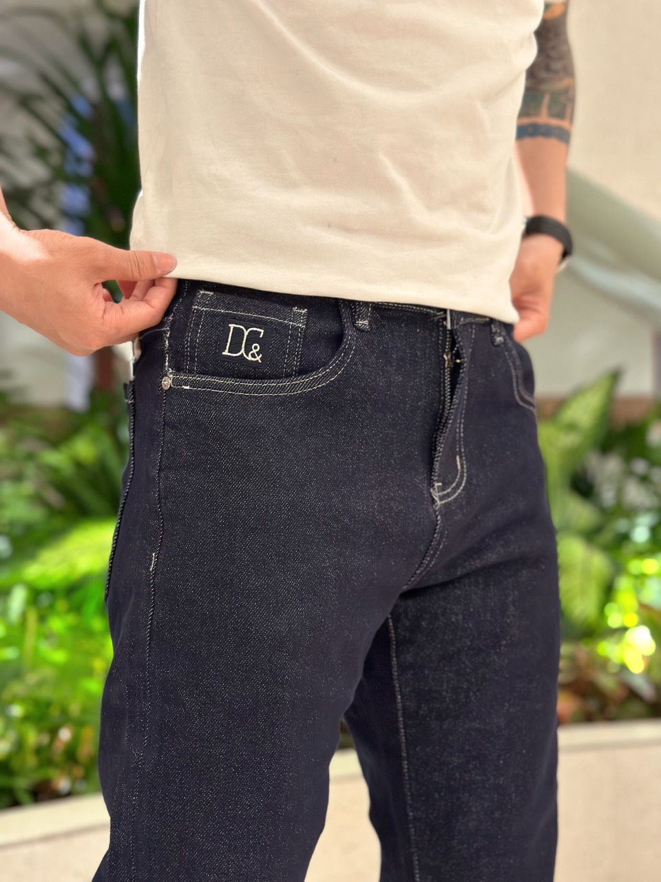 Cần tìm FWD báo giá cước vận tải hàng jean đi Georgia