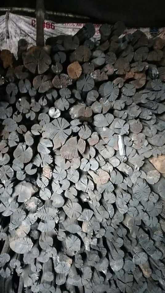 Cần tìm đơn vị vận tải vận chuyển mặt hàng Than đước đến Sohar - Oman