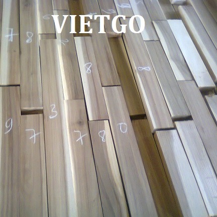 Công ty sản xuất nội thất ở Ấn Độ có nhu cầu mua 1 container 40ft gỗ keo xẻ