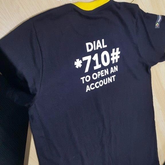Thương nhân Israel cần mua 30.000 áo t shirt
