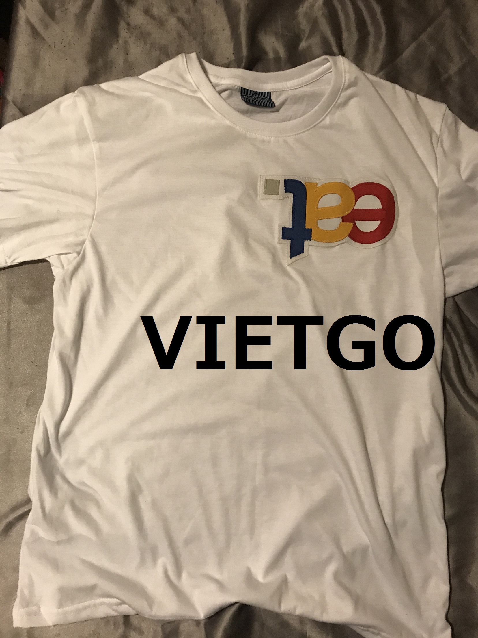 Cơ hội xuất khẩu 500 áo Tshirt thêu theo yêu cầu của khách hàng Mỹ