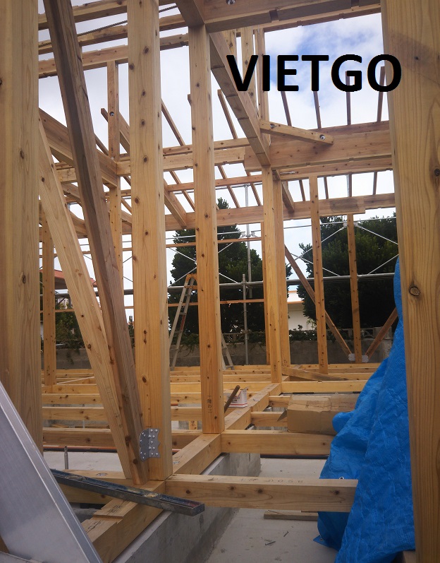 Vị khách hàng đến từ Nhật Bản đang cần mua 1 container 40f GỖ KEO XẺ SẤY