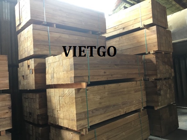 Vị khách đến từ Trinidad đang cần tìm đối tác để tiến hành nhập thử 1 container 40ft GỖ TEAK XẺ