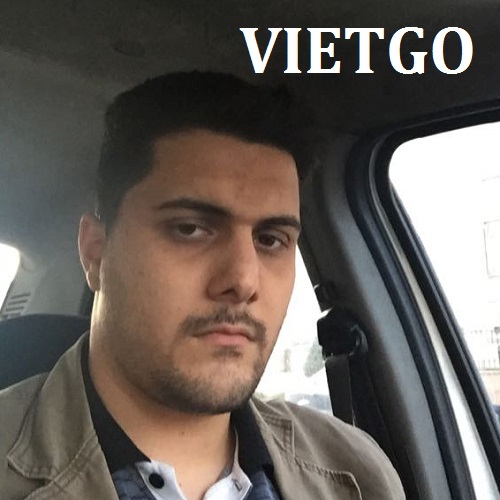 Vị khách hàng Iran đang cần mua GỖ CAO SU XẺ