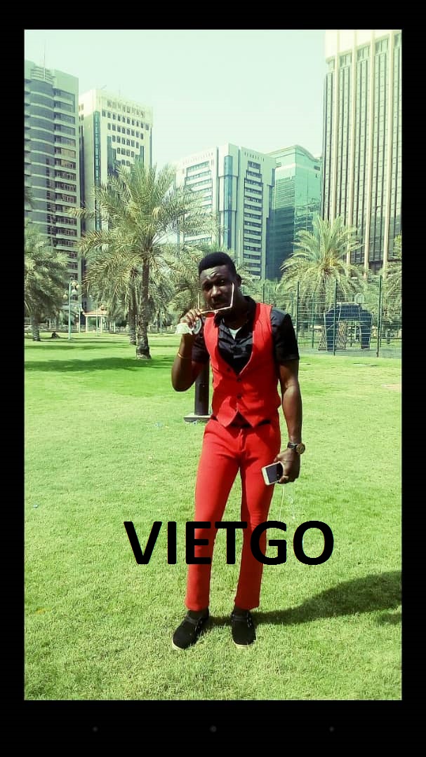 Vị khách hàng người Dubai cần nhập khẩu nhiều mặt hàng may mặc