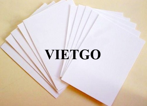 Vị khách hàng đến từ UAE cần tìm nhà cung cấp sản phẩm giấy A4
