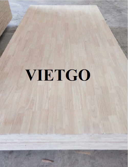 Vị khách hàng người Ấn Độ cần tìm nhà cung cấp sản phẩm gỗ ghép thanh cao su