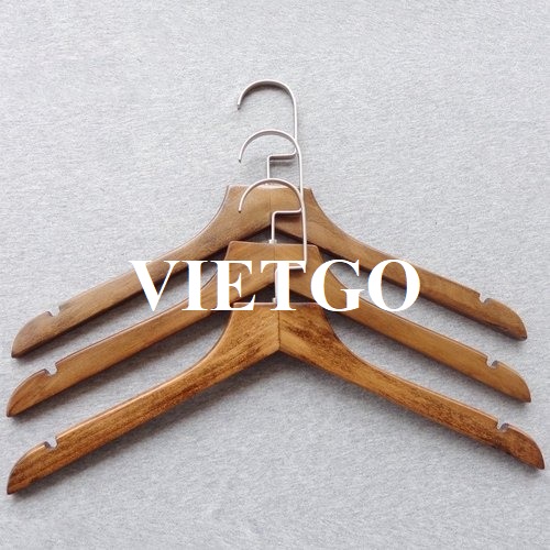 Thương vụ xuất khẩu móc áo gỗ sang thị trường Pháp