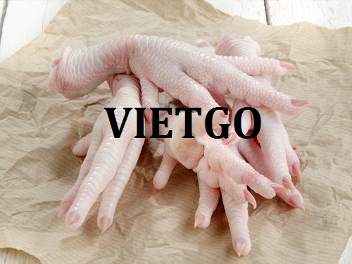 Vị khách hàng người Bồ Đào Nha cần tìm nhà cung cấp sản phẩm chân gà cho đơn hàng xuất khẩu sang thị trường Trung Quốc