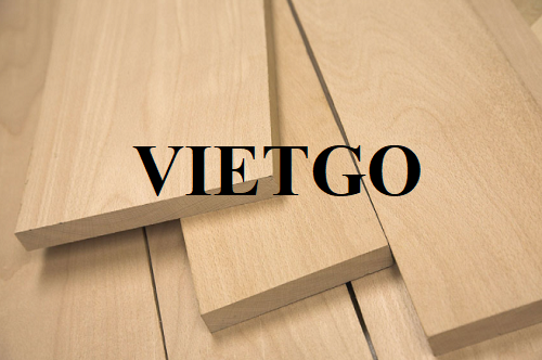 Thương vụ xuất khẩu gỗ dẻ gai xẻ đến từ một vị khách hàng người Singapore