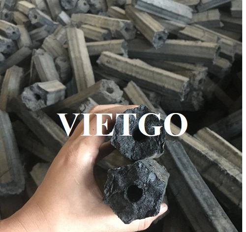 Thương nhân người Ả Rập cần nhập khẩu than mùn cưa hàng tháng