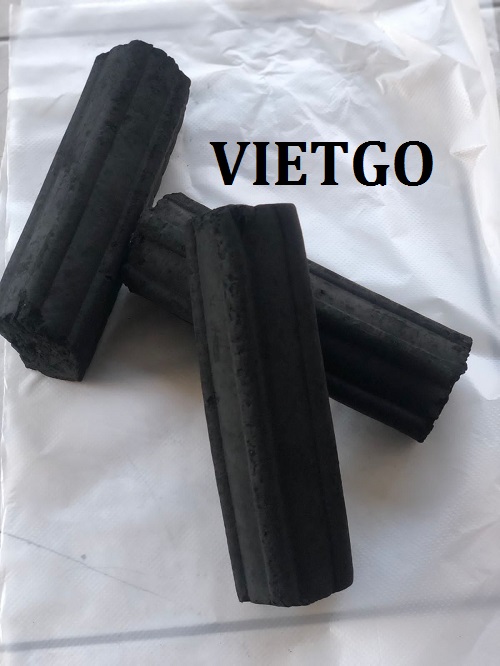 Thương nhân người Trung Quốc cần nhập khẩu than mùn cưa