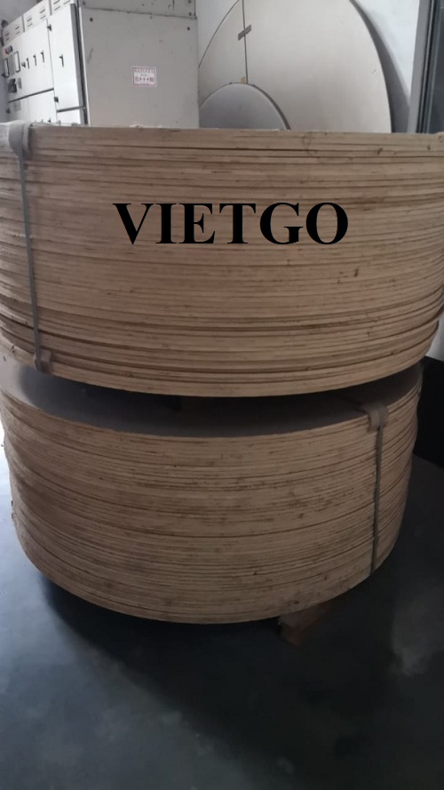 Thương vụ xuất khẩu mặt bàn gỗ sang thị trường Malaysia
