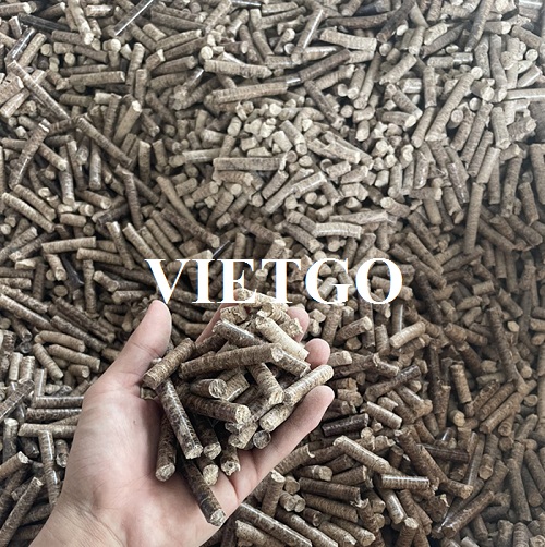 Vị khách hàng tại Ý đang tìm kiếm nhà cung cấp cho sản phẩm viên nén mùn cưa