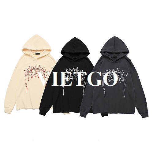 Thương nhân người Israel cần nhập khẩu áo Hoodie
